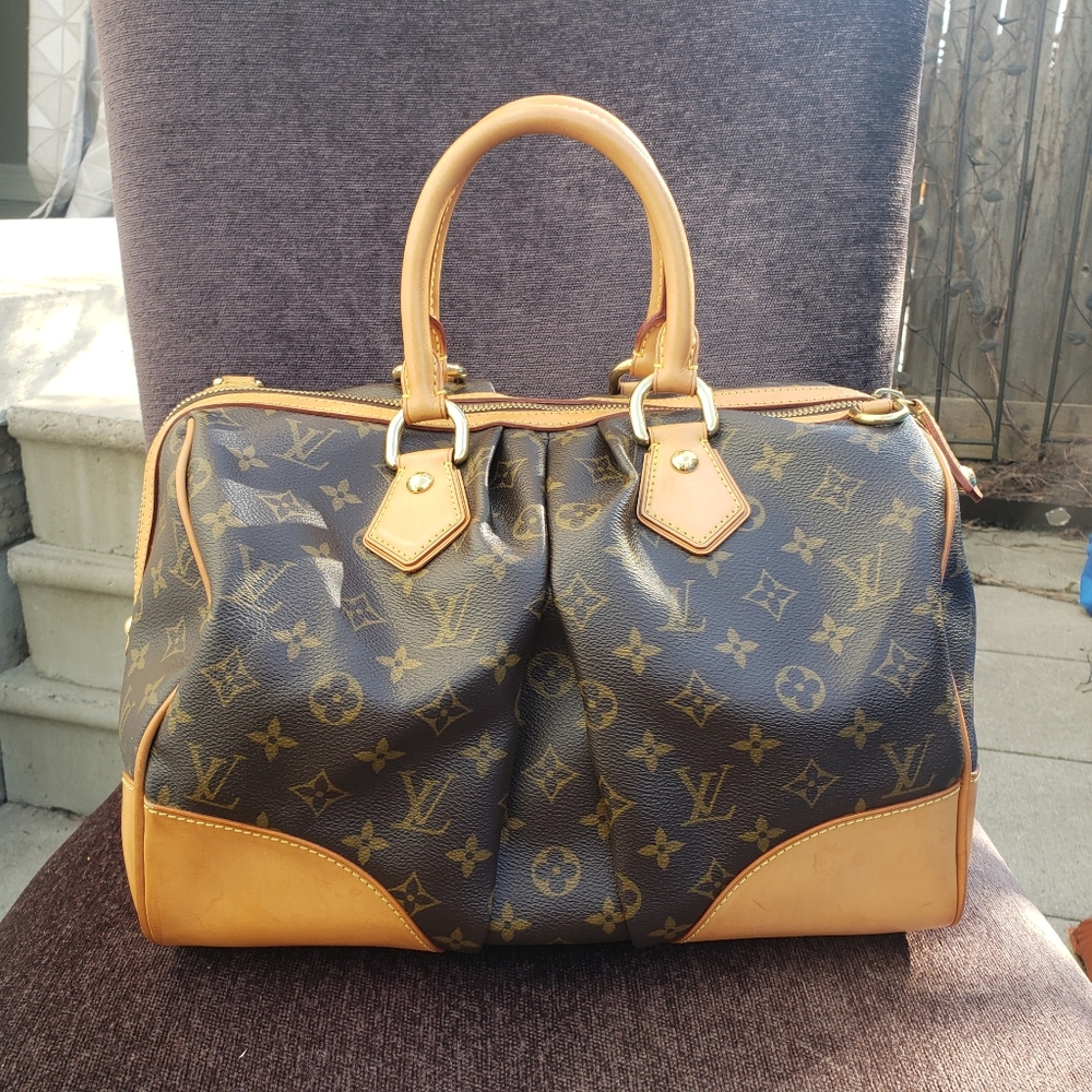 LOUIS VUITTON LIMITED STEPHEN